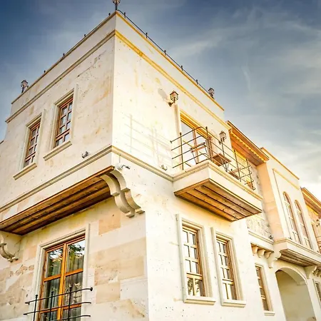 Flavia Cappadocia אוצ'יסר