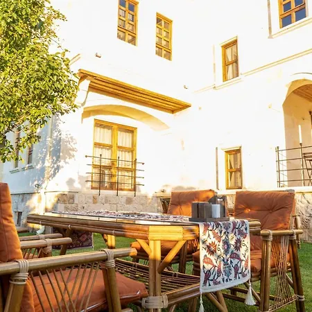 Flavia Cappadocia אוצ'יסר